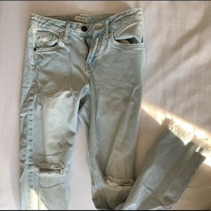 Zara Low Rise Straight Leg Jeans